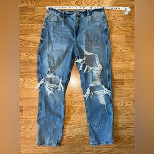 Hollister Smiley Face Ultra High-Rise Mom Jeans Vintage Stretch 13 R